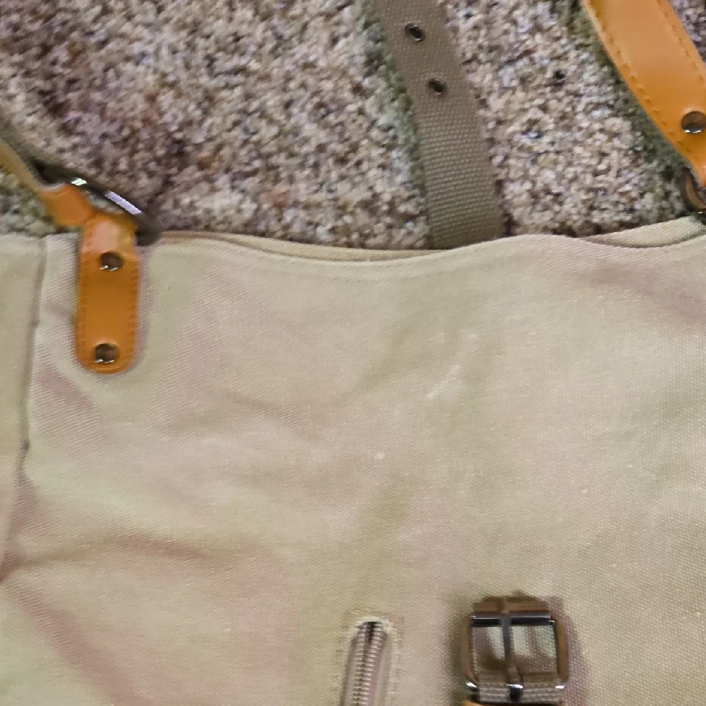 Fularishi Tan Canvas Backpack - Picture 7 of 13